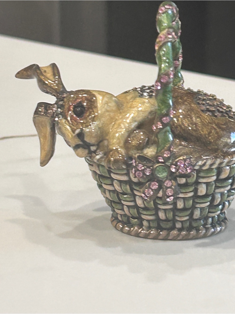 Jay Strongwater Bunny Rabbit in Basket trinket box retired swarovski crystal